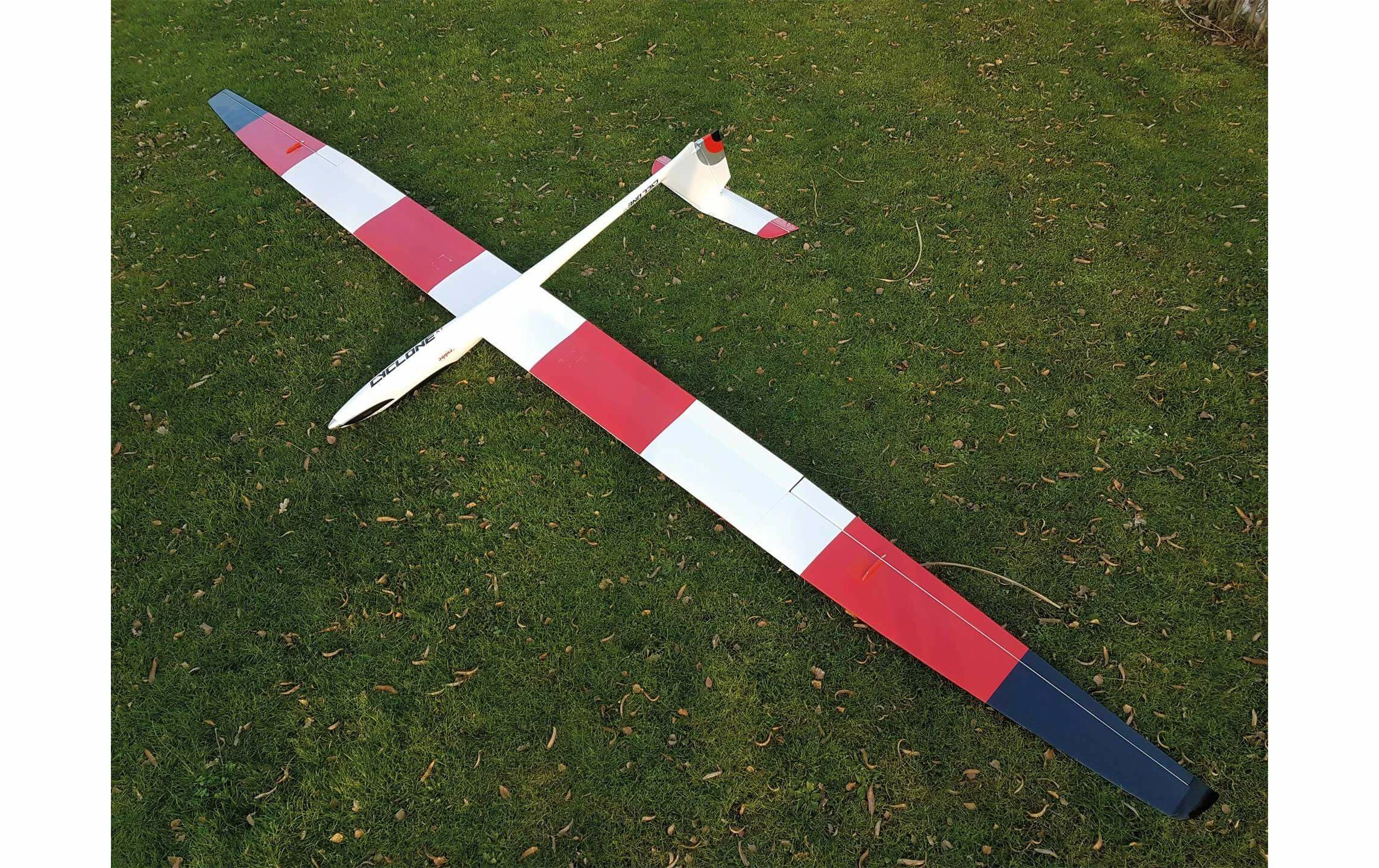 Robbe Motoplaneurs Cyclone XT 6200 Mm, PNP - Avions 5 Robbe Motoplaneurs Cyclone XT 6200 Mm, PNP - Avions – Image 3